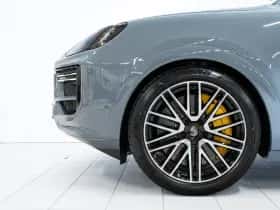 Porsche Cayenne (0) thumbnail 6