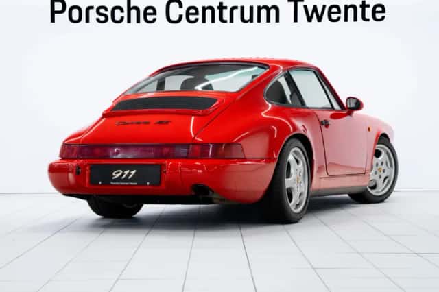 Porsche 911 (1992) thumbnail 3
