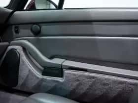 Porsche 911 (1994) thumbnail 39