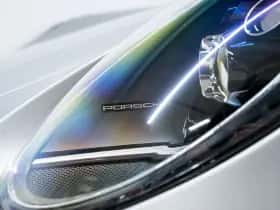 Porsche 911 (2023) thumbnail 12