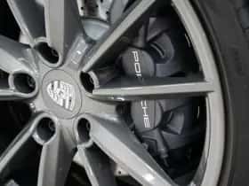 Porsche 911 (2023) thumbnail 13