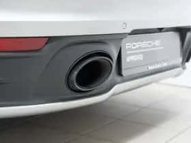 Porsche 911 (2023) thumbnail 21