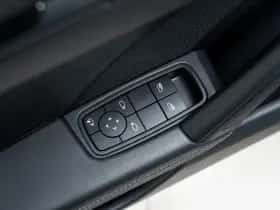 Porsche 911 (2023) thumbnail 28