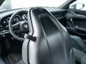 Porsche 911 (2023) thumbnail 30