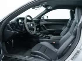 Porsche 911 (2023) thumbnail 7