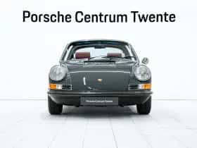 Porsche 911 (1971) thumbnail 2