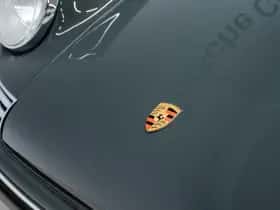 Porsche 911 (1971) thumbnail 11
