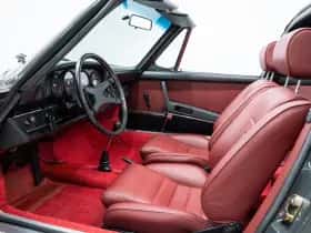 Porsche 911 (1971) thumbnail 8
