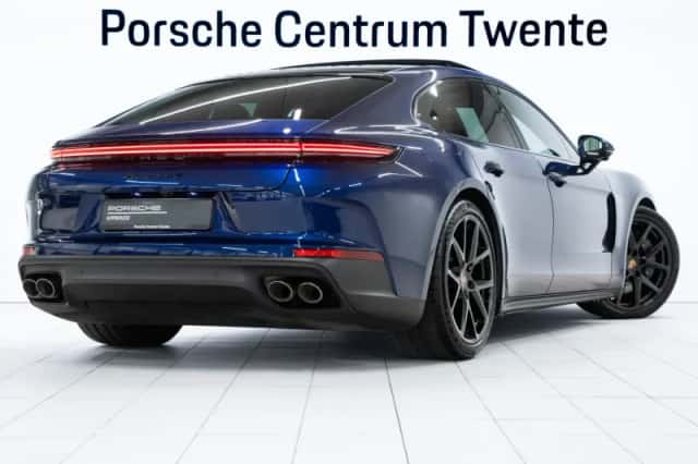 Porsche Panamera (2024) thumbnail 3