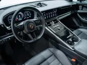 Porsche Panamera (2024) thumbnail 22