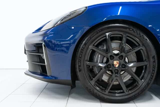 Porsche Panamera (2024) thumbnail 6