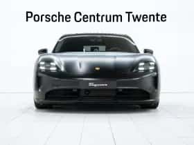 Porsche Taycan (2023) thumbnail 2