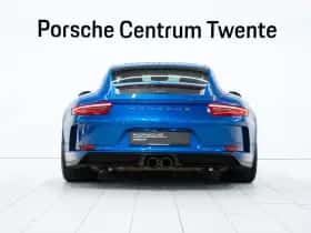 Porsche 911 (2018) thumbnail 4