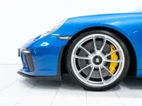 Porsche 911 (2018) thumbnail 6