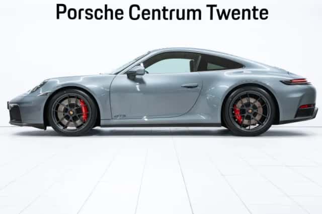 Porsche 911 (2026) thumbnail 5