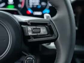 Porsche Cayenne (0) thumbnail 37