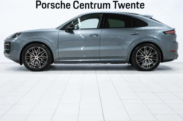 Porsche Cayenne (2026) thumbnail 5