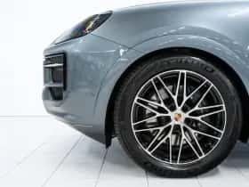 Porsche Cayenne (0) thumbnail 6