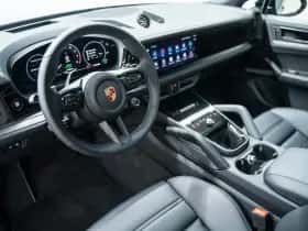 Porsche Cayenne (0) thumbnail 7