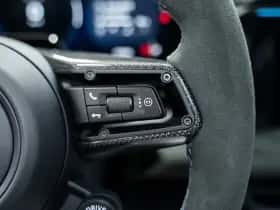Porsche Macan (2026) thumbnail 36