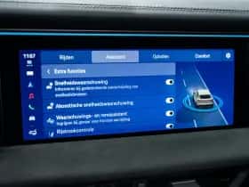 Porsche Macan (2026) thumbnail 41