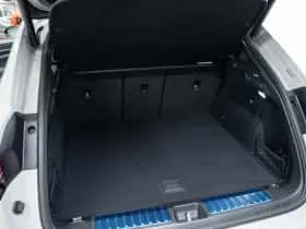 Porsche Macan (2026) thumbnail 45