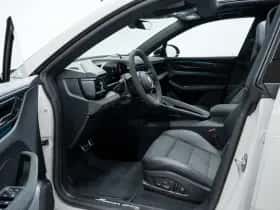 Porsche Macan (2026) thumbnail 7