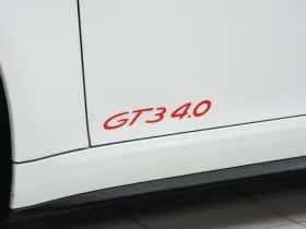 Porsche 911 (2017) thumbnail 16