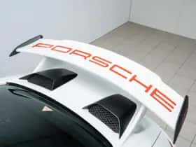 Porsche 911 (2017) thumbnail 19