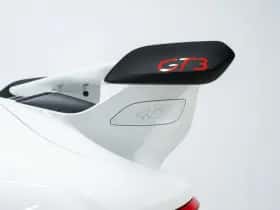 Porsche 911 (2017) thumbnail 20