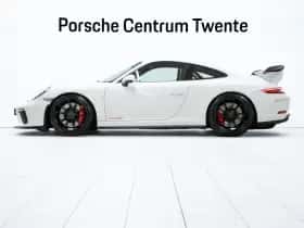 Porsche 911 (2017) thumbnail 5