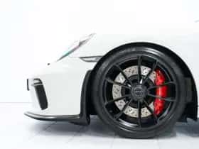 Porsche 911 (2017) thumbnail 6