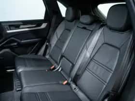 Porsche Cayenne (2024) thumbnail 30