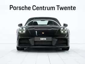 Porsche 911 (2024) thumbnail 2