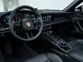 Porsche 911 (2023) thumbnail 20