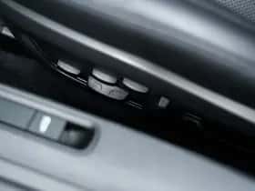 Porsche 911 (2023) thumbnail 23