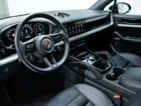 Porsche Cayenne (2023) thumbnail 18