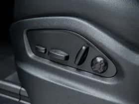 Porsche Cayenne (2023) thumbnail 21