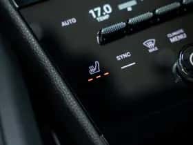 Porsche Cayenne (2023) thumbnail 42