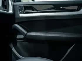 Porsche Cayenne (2023) thumbnail 43