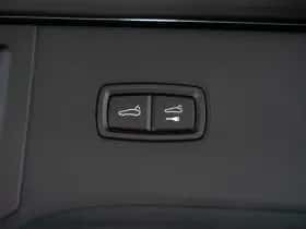 Porsche Cayenne (2023) thumbnail 45