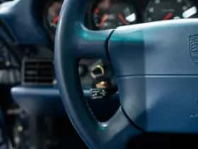 Porsche 911 (1995) thumbnail 28