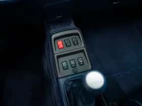 Porsche 911 (1995) thumbnail 33