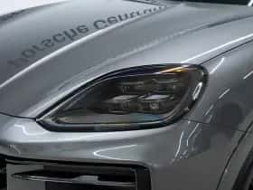 Porsche Cayenne (2024) thumbnail 11