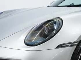Porsche 911 (2021) thumbnail 11