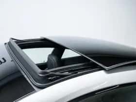 Porsche 911 (2021) thumbnail 16
