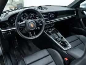 Porsche 911 (2021) thumbnail 26