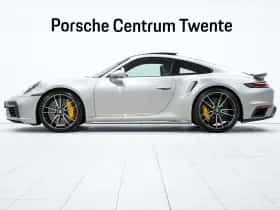 Porsche 911 (2021) thumbnail 5