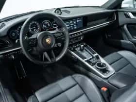 Porsche 911 (2021) thumbnail 8