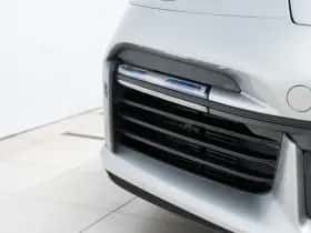 Porsche 911 (2021) thumbnail 9